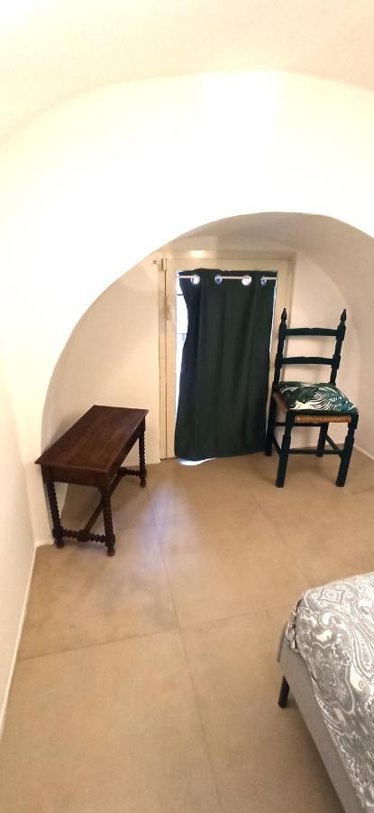 Spaziosa Casa Antica Bari Eksteriør billede